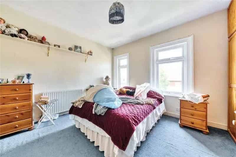 3 Bed House for Sale in Romsey - Modernisation Required