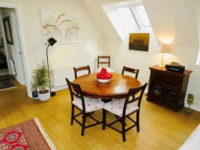 Two Bedroom Coach House To Let in Carlton Centre Lincoln