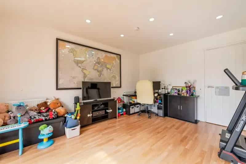 Four Bedroom Detached House Near Newark Town Centre