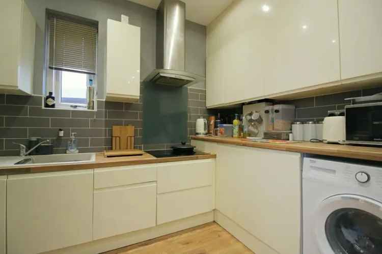 3 Bedroom End Terrace House For Sale Near Schools