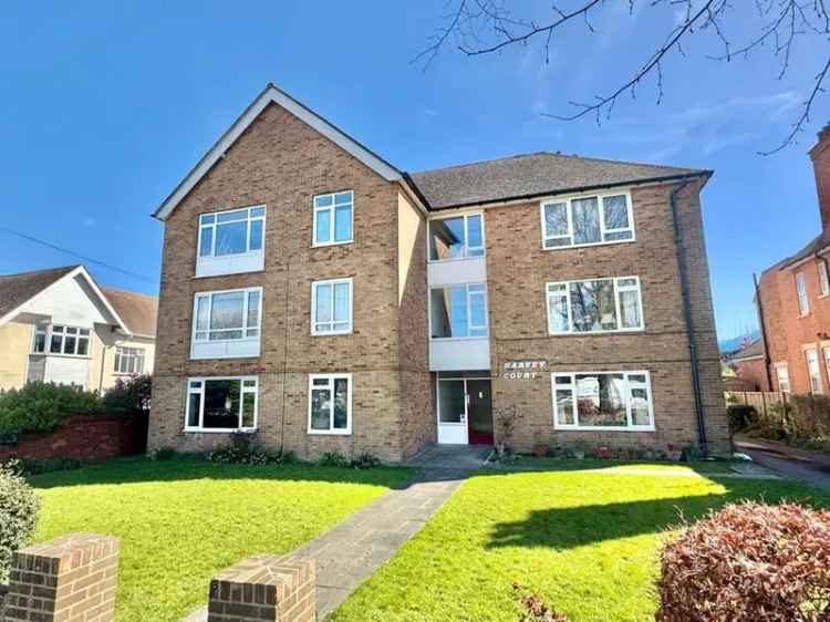 2 Bedroom Flat for Sale Folkestone Kent CT19