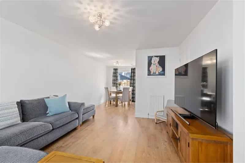 2 Bed Semi Detached House Newcraighall Edinburgh