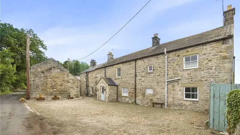 Garden House Farmhouse Cottage Multi Generational Living Outbuildings
