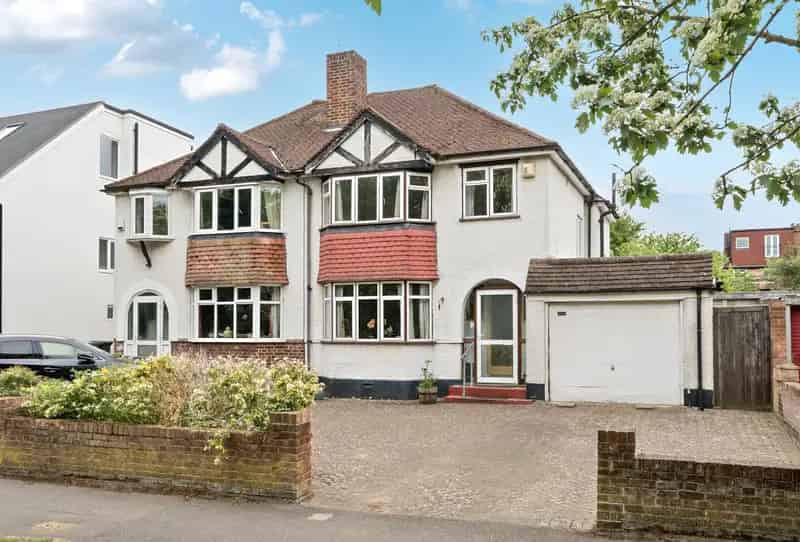 3 bedroom house for sale