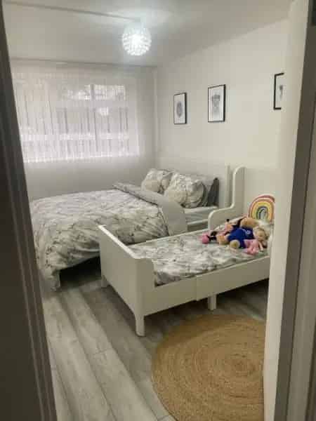 1 Bedroom Flat Near Homerton Station Council Property