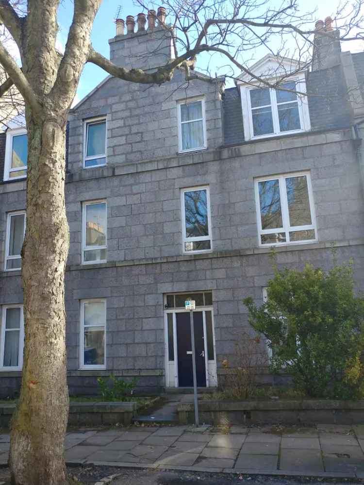 Flat For Rent in 22, Richmond Terrace, Aberdeen City, Scotland