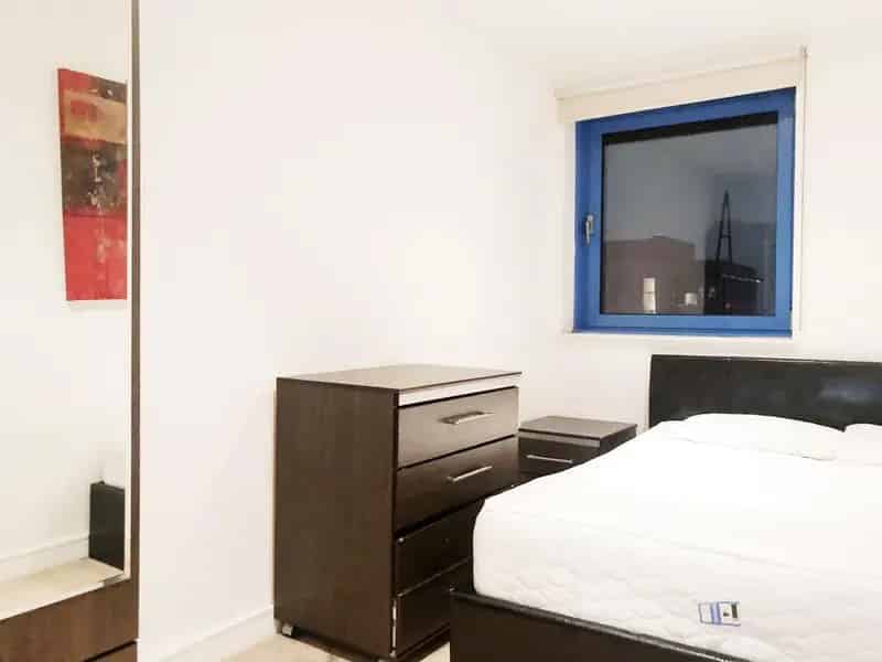 1 Bedroom Flat Share Near Royal Victoria Docks