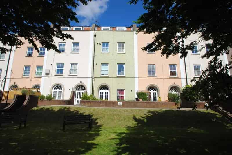 1 Bedroom Ground Floor Flat for Sale - City Center