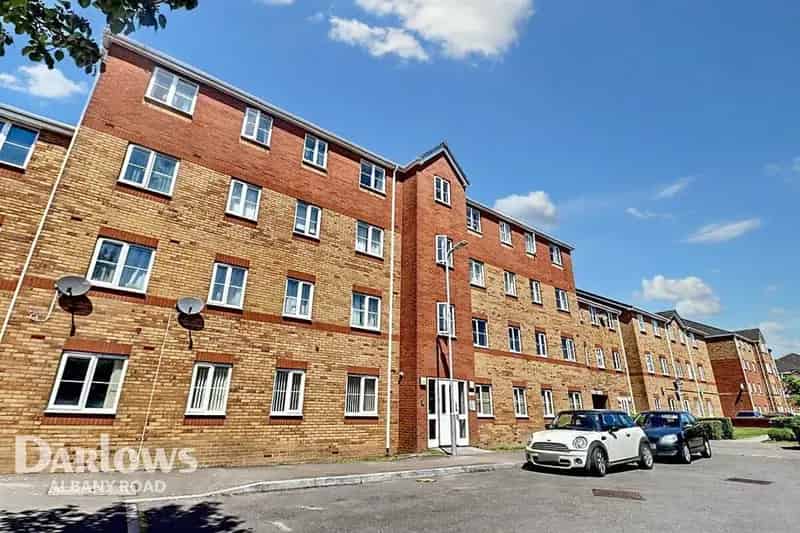 2 bedroom apartment for sale