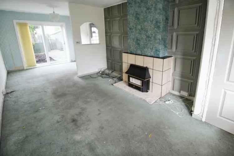 3 Bedroom Mid Terrace House Sheffield S14 For Sale