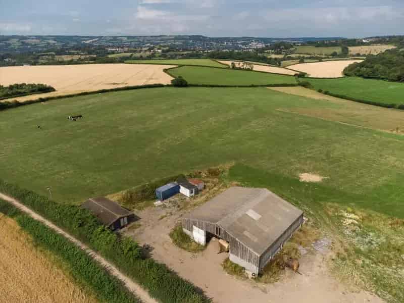 Exceptional 4-5 Bedroom Barn Conversion Near Bath
