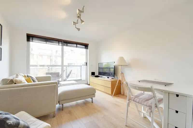 1 Bedroom Apartment House to Rent