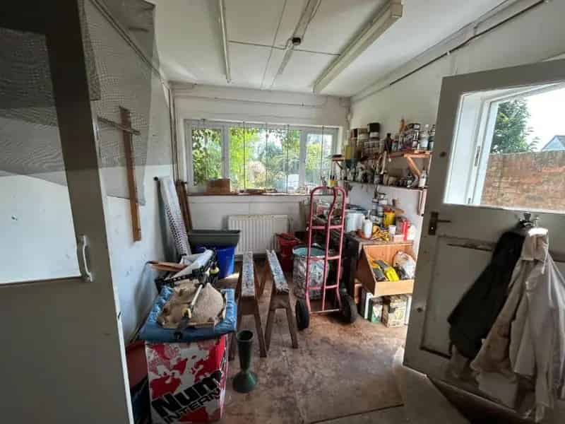 3 Bed Flat with Shop and Workshops for Sale
