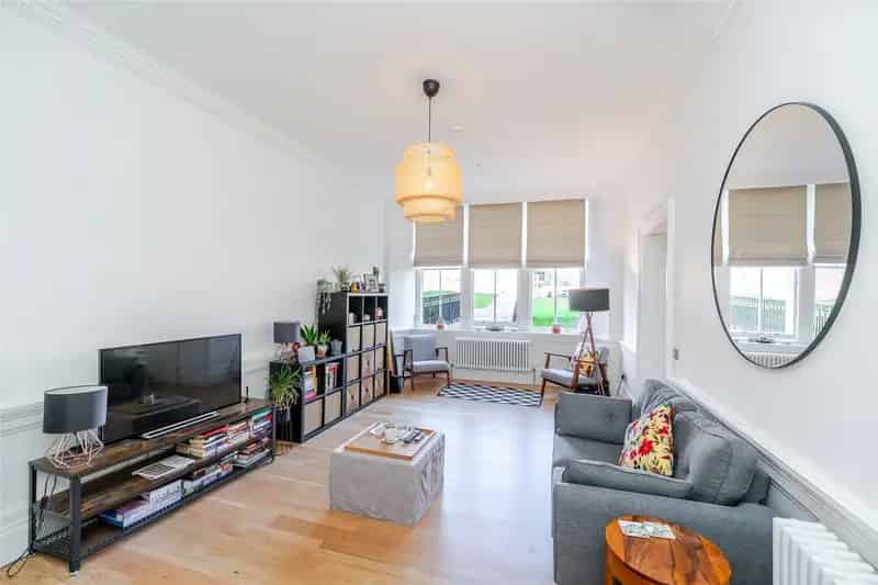 2 Bed Flat Morningside Craighouse Development Secure Parking