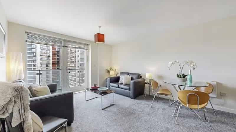 1 Bedroom Riverside Flat for Sale Glasgow