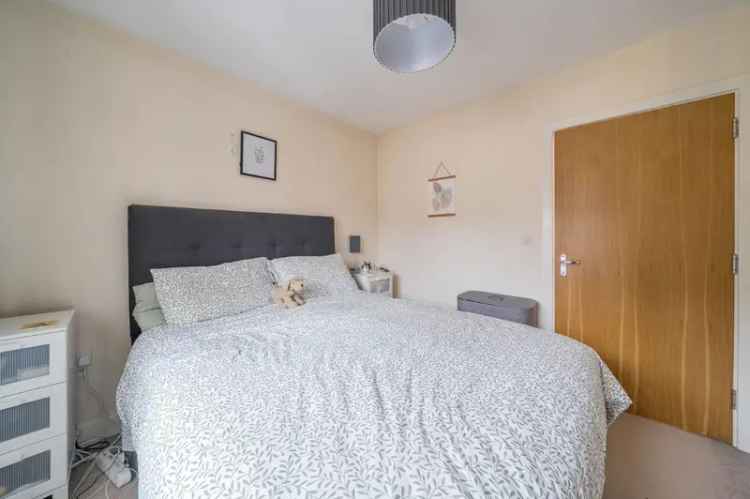 2 Bed Property for Sale in Basingstoke