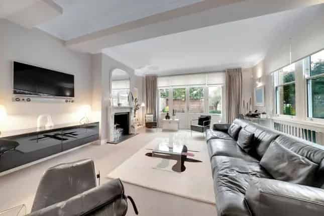 5 Bedroom House for Sale in Battersea