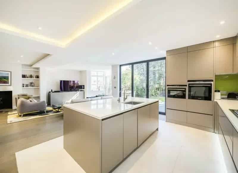 Five Bedroom Detached Family Home Haymills Estate