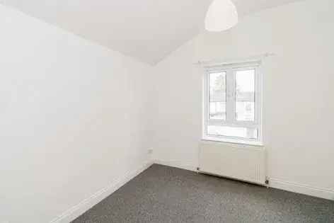 3 Bed Semi-Detached House Near Southampton City Centre