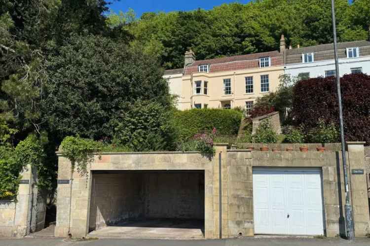 4 Bedroom Georgian House for Sale in Bath
