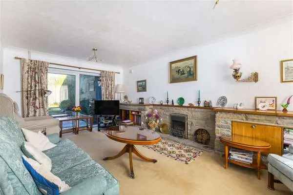 Four Bedroom Family Home Dunstable