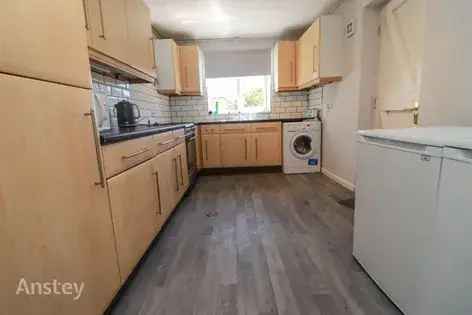 4 Bedroom House Southampton Polygon Area Student Property