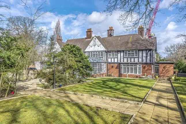 Six Bedroom Semi Detached House Hampstead Garden Suburb