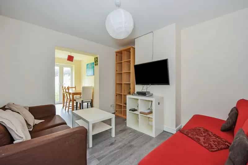 6 Bedroom House of Multiple Occupation To Rent