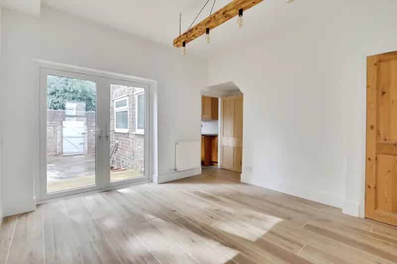 2 Bedroom Terreced House to Rent