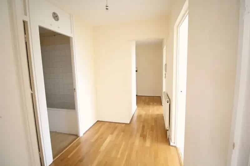 2 Bedroom Apartment Hackney Marshes