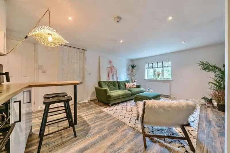 1 Bed Flat for Sale in Enstone