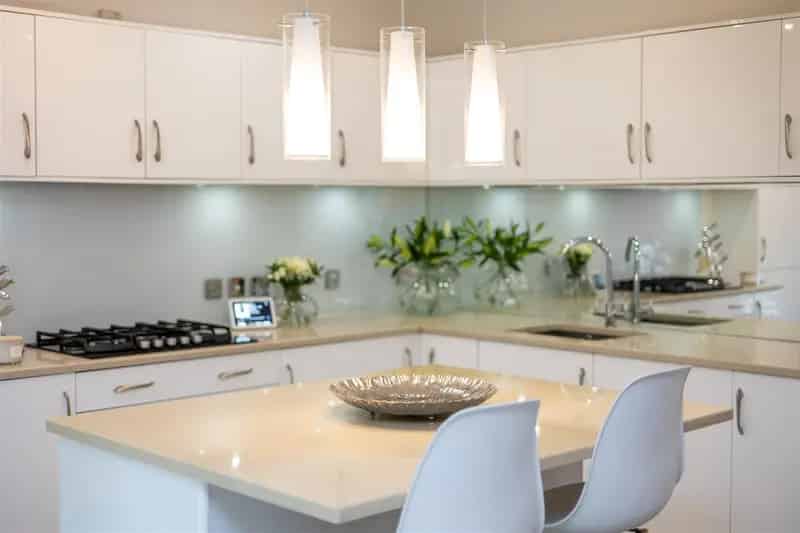 5 Bedroom Detached House for Rent