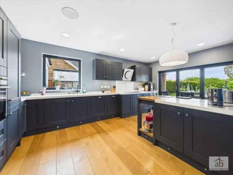 6 Bed Detached House for Sale in Kesgrave