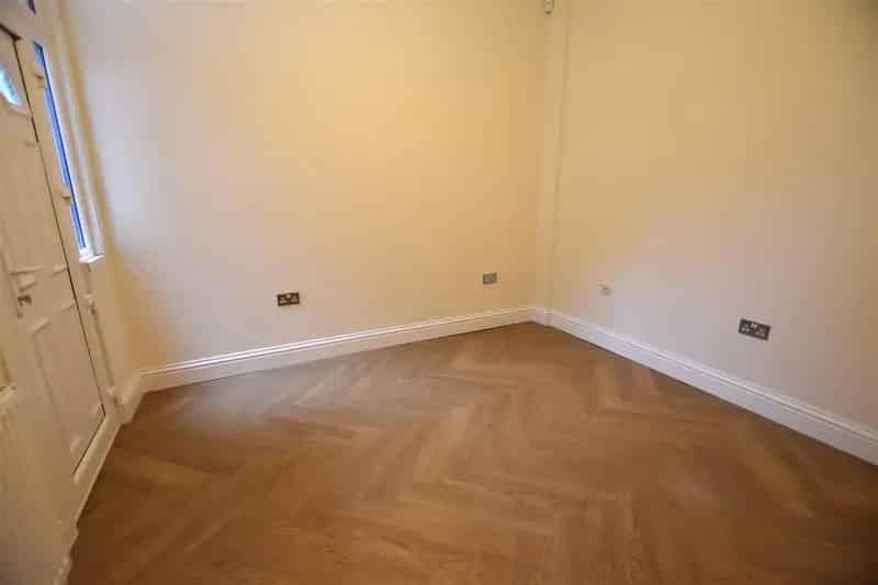 3 Bedroom House for Rent in West Ealing