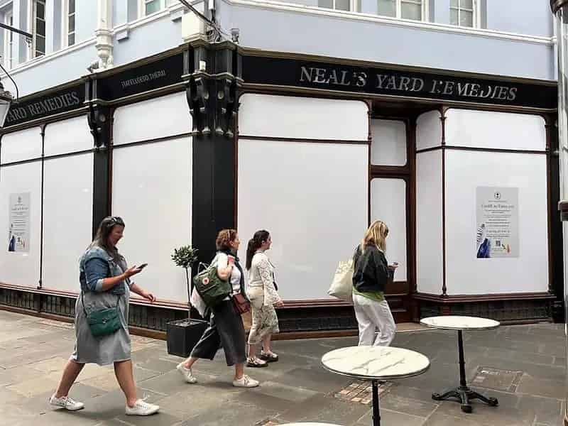 Cardiff City Centre Shop in Historic Victorian Arcade