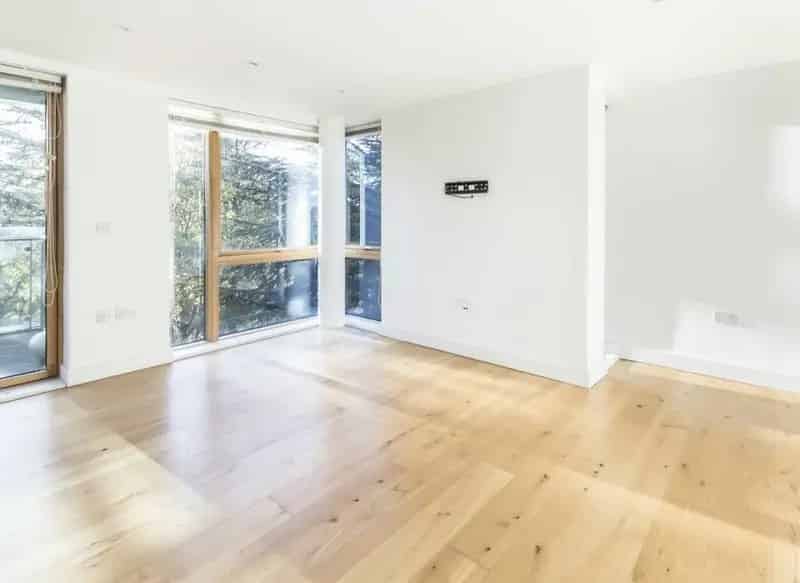 Two Double Bedroom Apartment with Balcony Highgate Crouch End