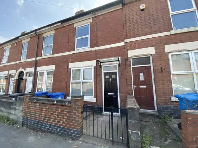 3 bedroom House
 To Rent