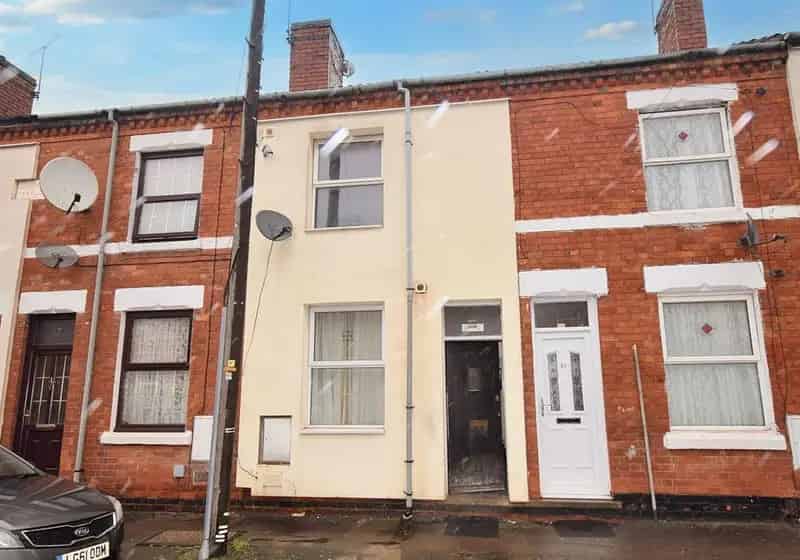 6 Bedroom Terraced House for Sale