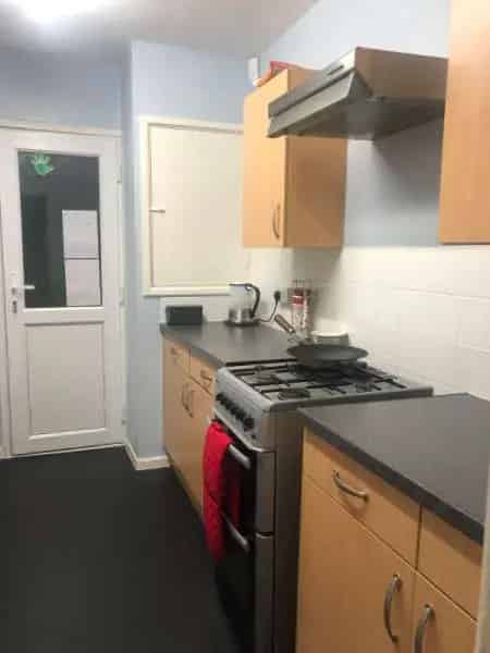 3 Bedroom House with 2 South-Facing Gardens