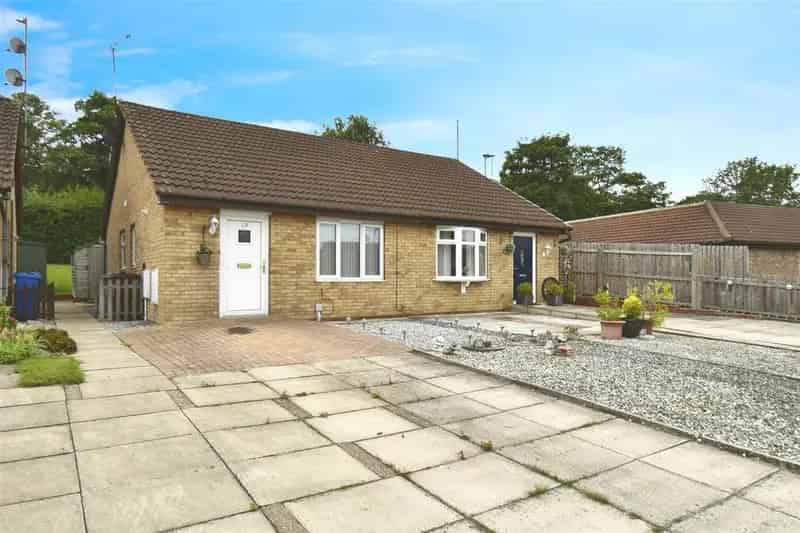 2 Bedroom Semi-Detached Bungalow for Sale