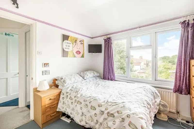 4 Bed House for Sale Poets Corner Mill Hill