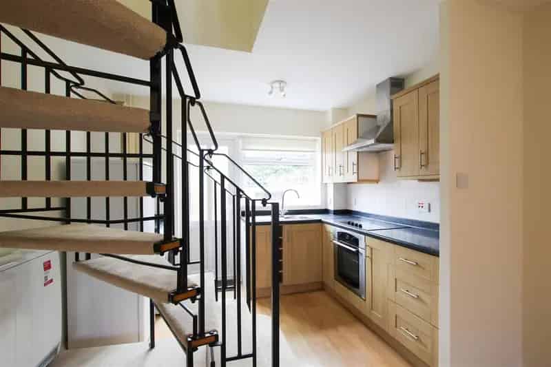 1 Bedroom  House to Rent