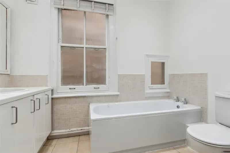 1 Bedroom Flat to Rent near Tooting Broadway Station