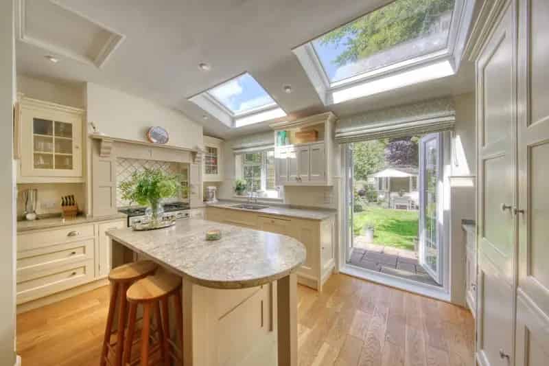 3 Bed House for Sale Near Bushy Park