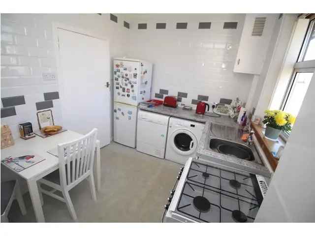 2 Bedroom Upper Villa for Sale Gourock