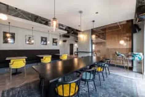 Spacious 65m² Cardiff Studio Apartment 8th Floor