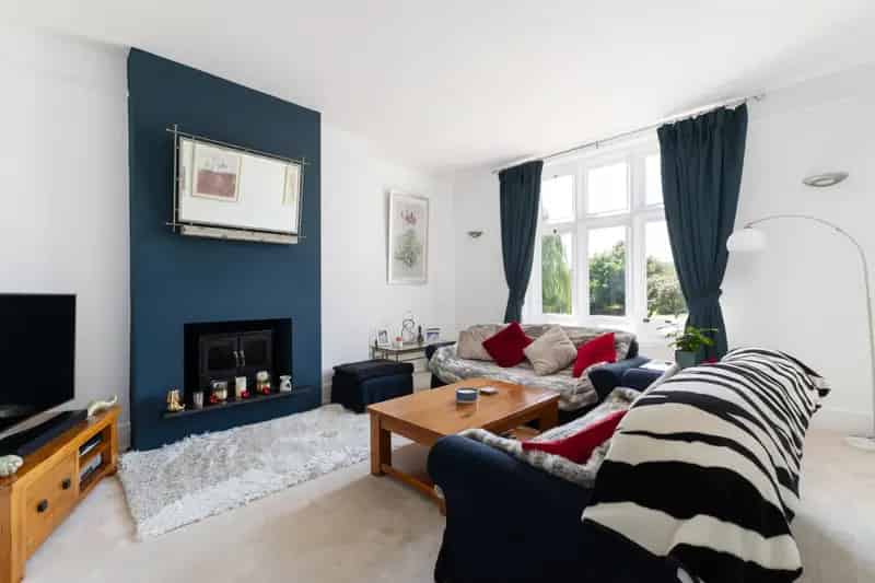 4 Bedroom House in Historic Manor House with 14 Acres of Grounds
