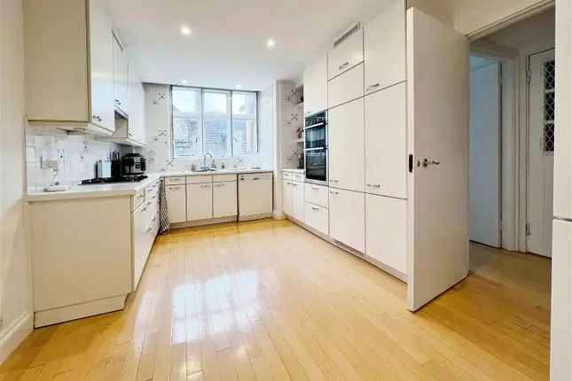 Flat to rent in Portland Place, London W1B