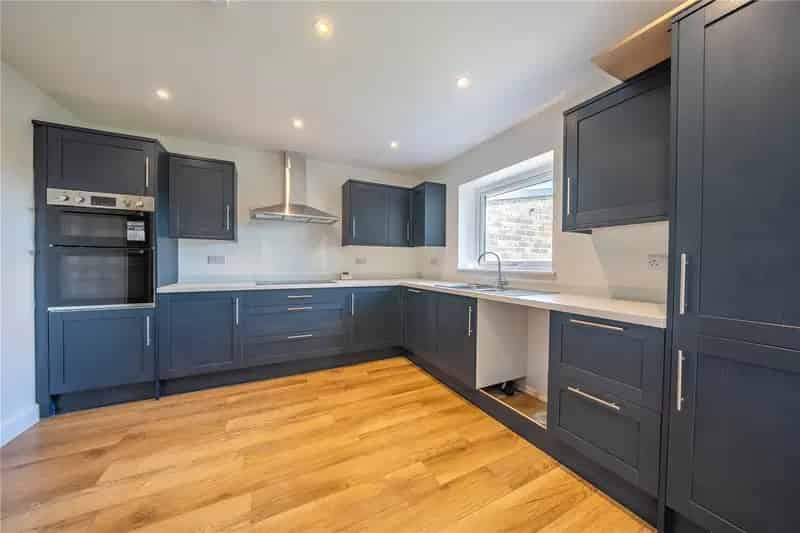 House For Sale , 25, School Lane, Wakefield, England