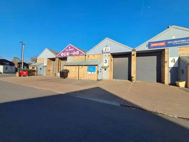 Roman Industrial Estate Unit Near Central London